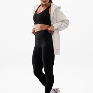 NWT Athleta salutation leggings